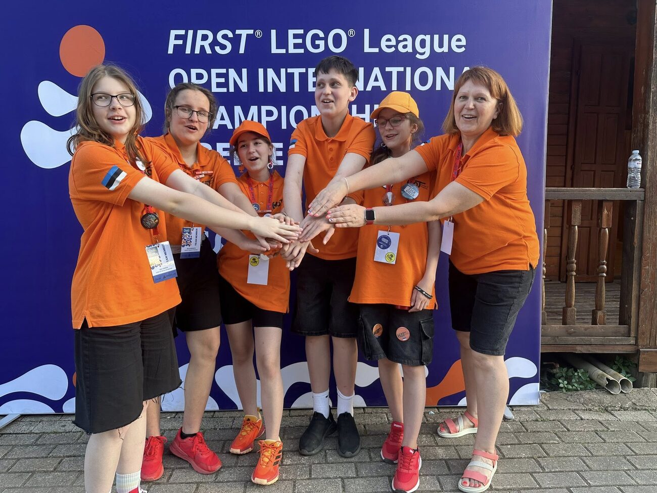 Команда Heroes of Tomorrow на FIRST LEGO League Open International Championship в Греции